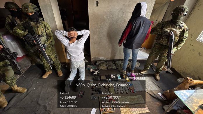 ¡CAPTURAN A PRESUNTO INTEGRANTE DE LOS LOBOS EN QUITO!